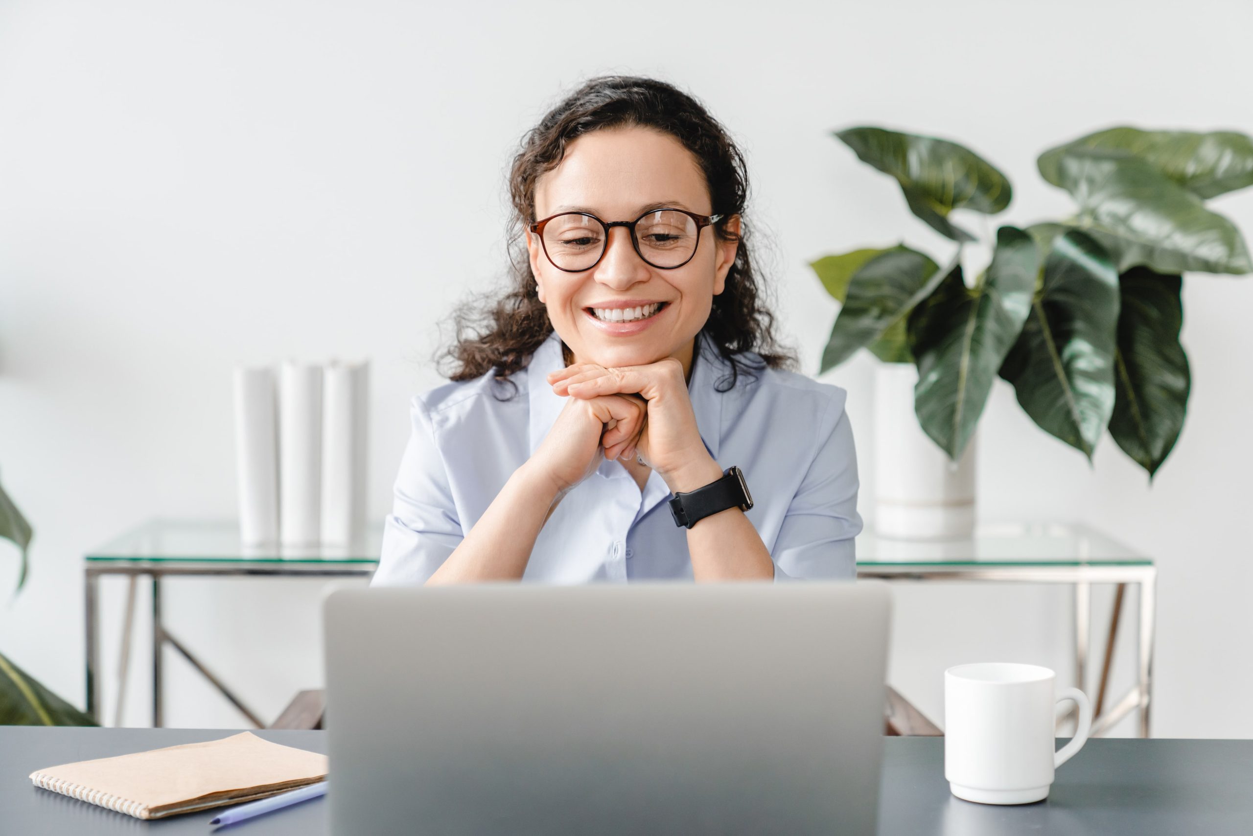 Online konverzace u notebooku